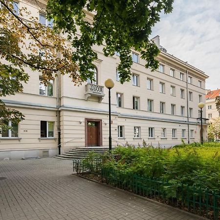 Rent Like Home - Nowy Swiat 47A Варшава Екстериор снимка
